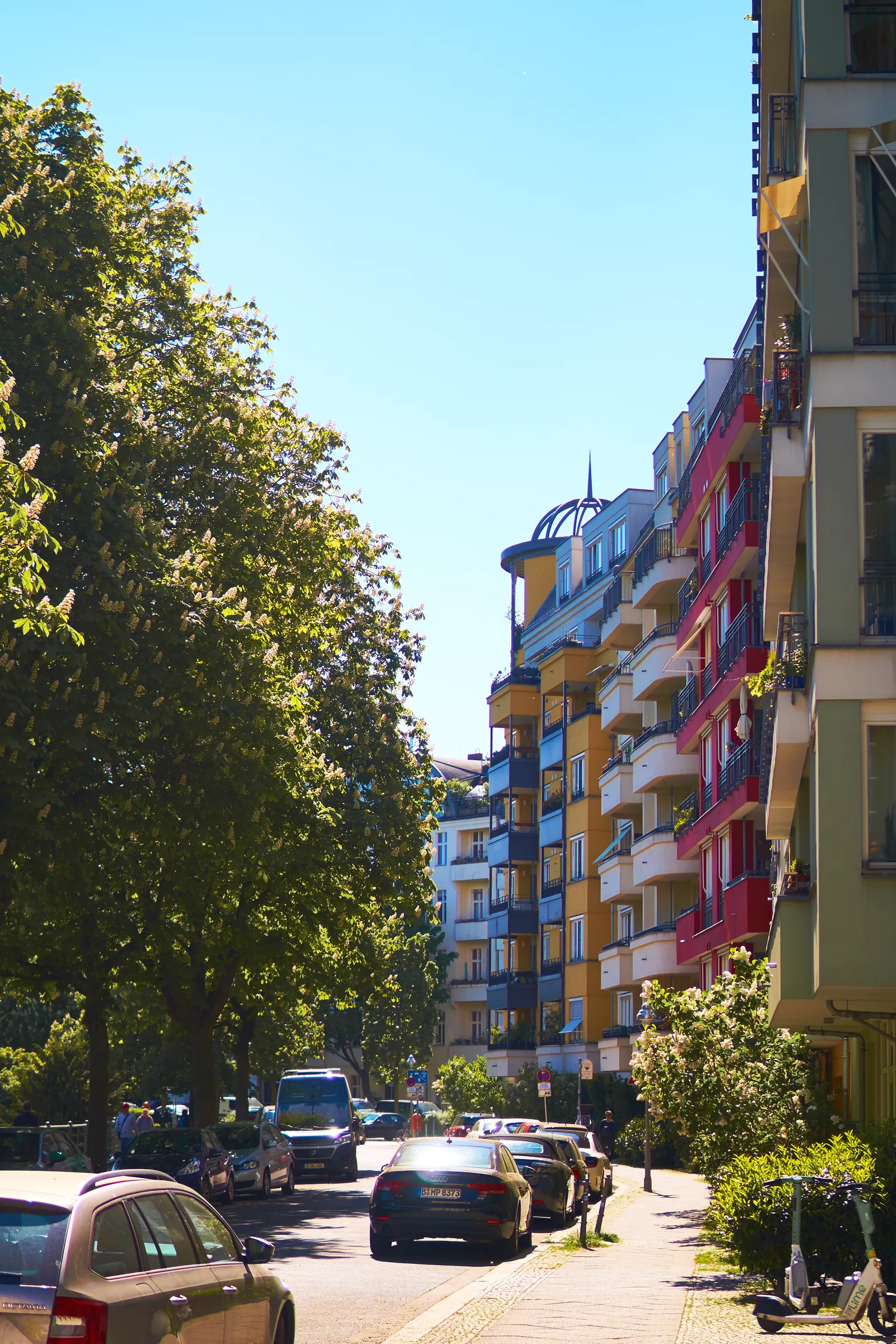Eine Wohnstraße in Berlin – Symbolbild für das Einsatzgebiet